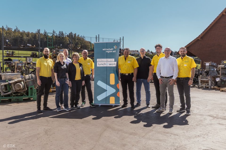 vlnr: Markus Leuzinger (Leiter Innendienst) Karin von Rotz (wrw) Markus Kammermann (wrw) Heidi Egli (Inhaberin) Roland Egli (Inhaber) Urs Egli (Inhaber), Markus Wagner (wrw) Pascal Egli (Verkauf internat.) Jochen Keller (wrw) Ertan Keskin (Leiter Verkauf)